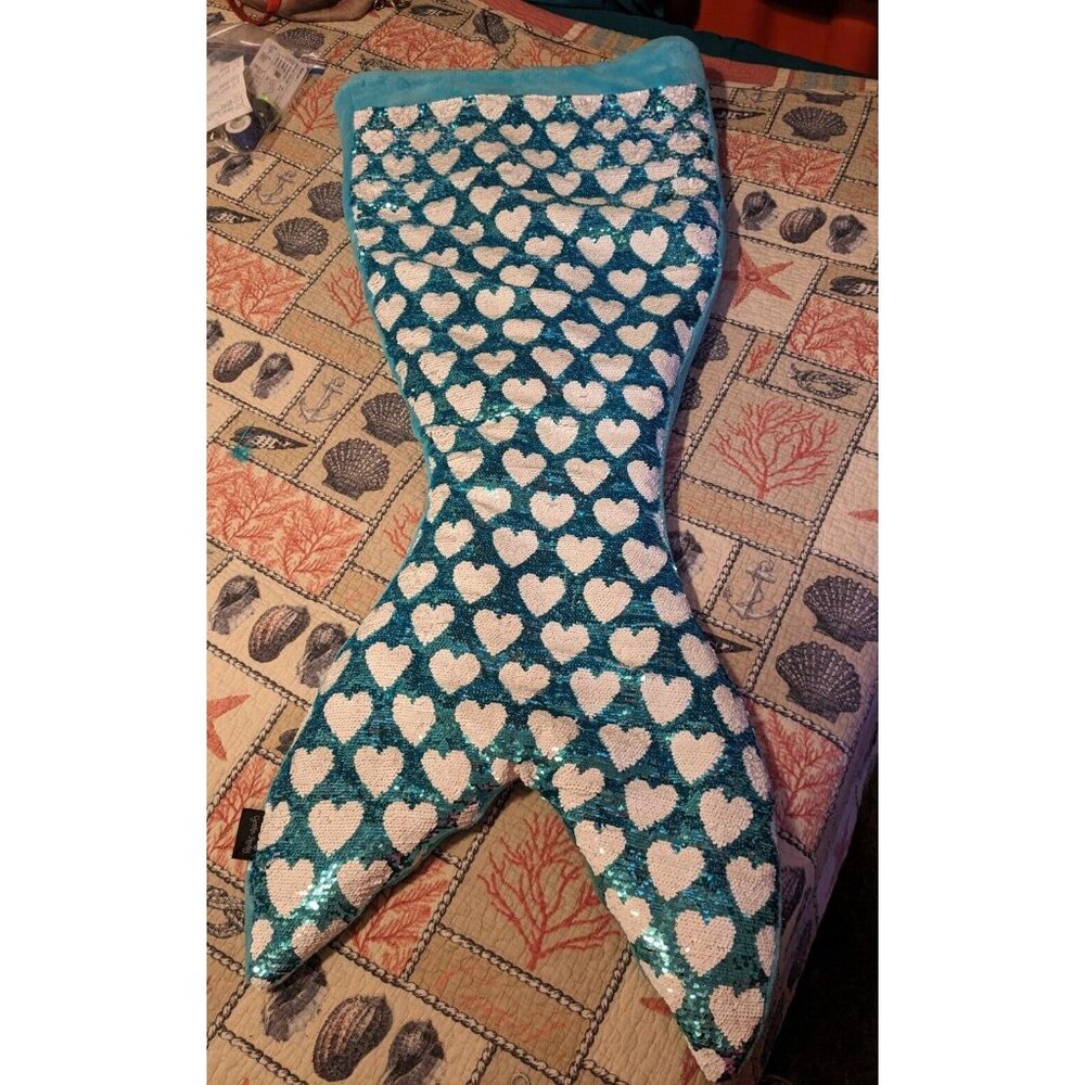Cynthia‎ Rowley Mermaid Tail Blanket Sleeping Bag Blue/White Sequins